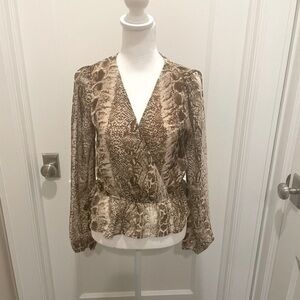 WILD HONEY TOP